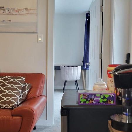 Clementina Suite Ottawa Extérieur photo